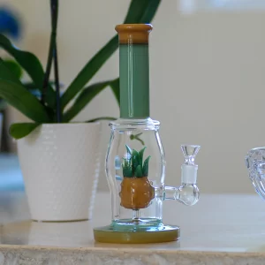 Nameless Glass Pineapple Bong     0121