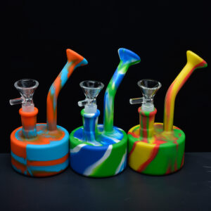 5.5” silicone water pipe with glass dish